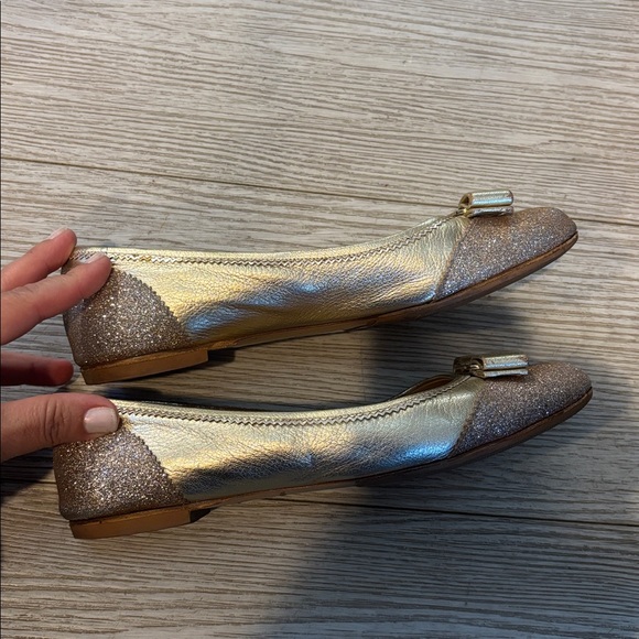 Salvatore Ferragamo Champagne Gold Glitter Ballerina Flats W/Bow size 8 1/2 - Picture 4 of 11